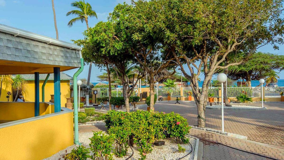 Mvc Eagle Beach Palm Beach Exteriör bild