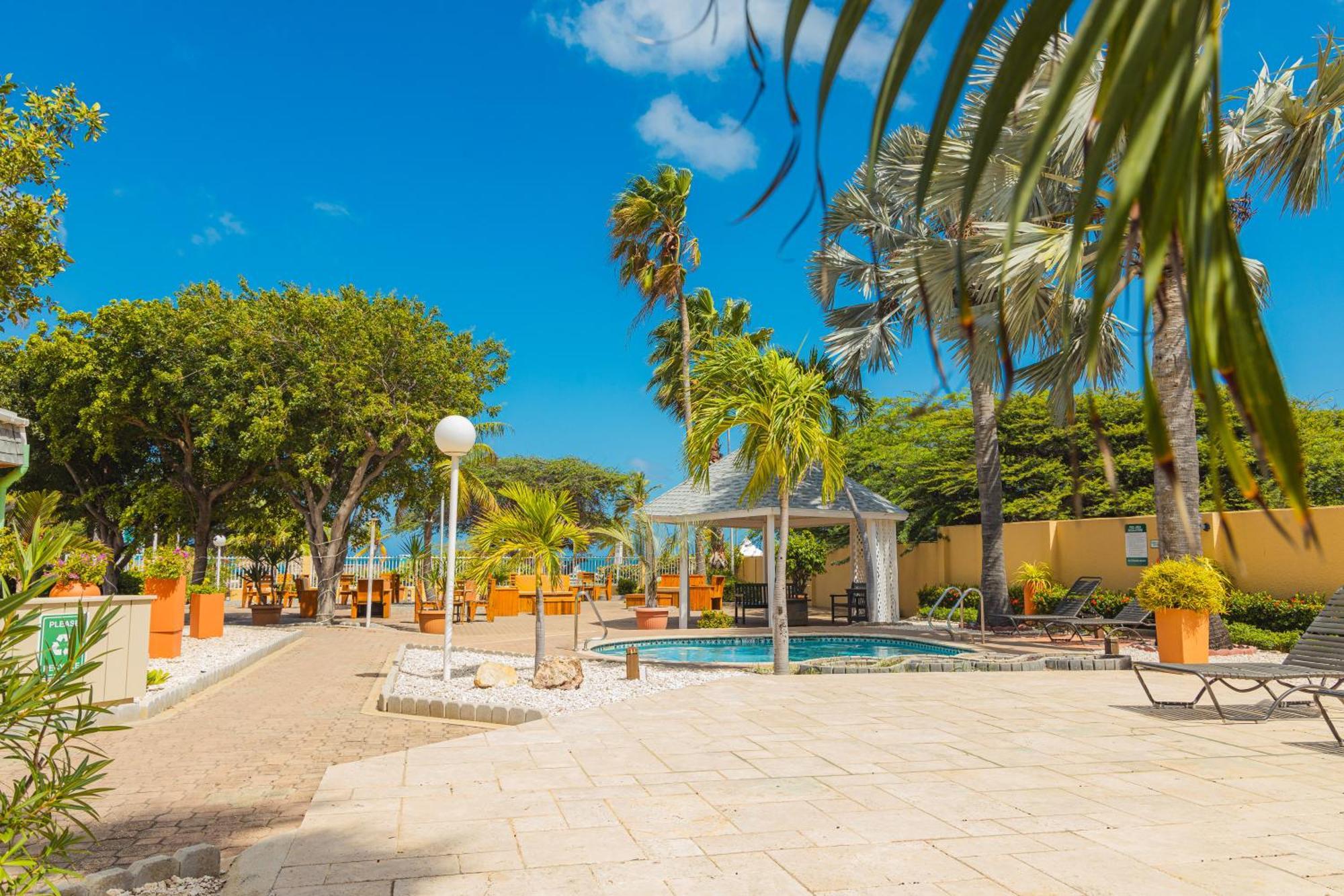 Mvc Eagle Beach Palm Beach Exteriör bild